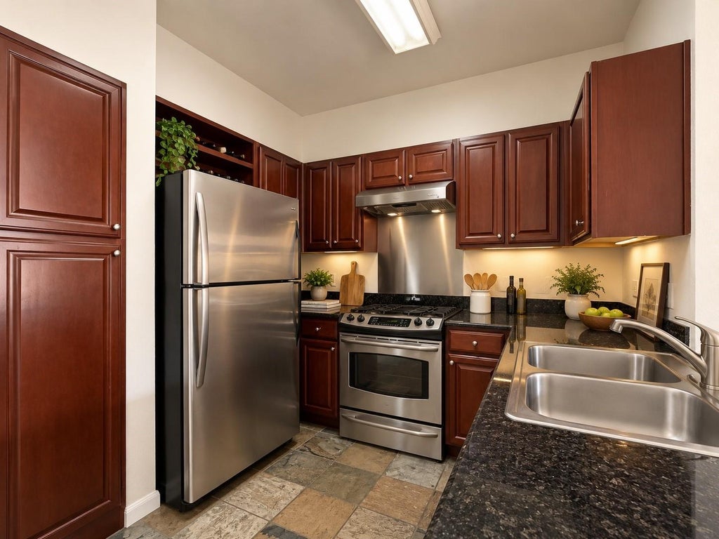 Photo of 7575 Kirby Drive #1104, Houston, TX 77030 (MLS # 19480558)