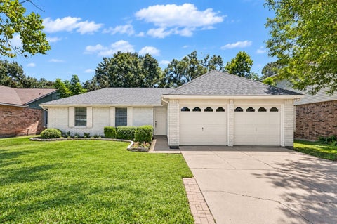Photo of 21423 Park Run Drive Drive, Katy, TX 77450 (MLS # 32622291)