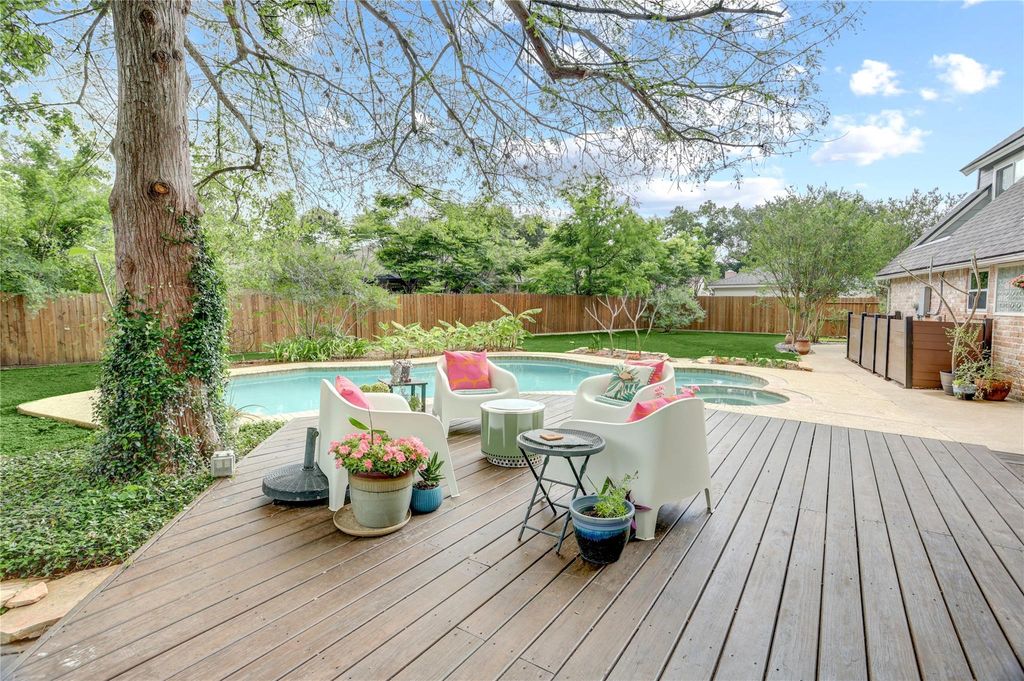 Photo of 1607 Park Haven Drive, Houston, TX 77077 (MLS # 35645440)