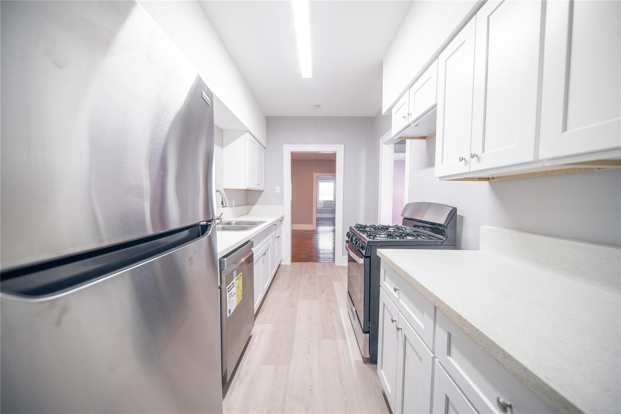 1818 Calumet Street 1