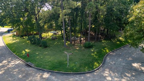 Photo of 13403 Desert Inn Circle, Montgomery, TX 77356 (MLS # 39339056)