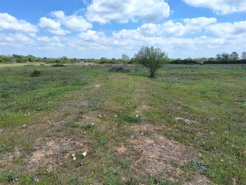 Photo of 1089 Noble Lane, Alleyton, TX 77434 (MLS # 98876000)