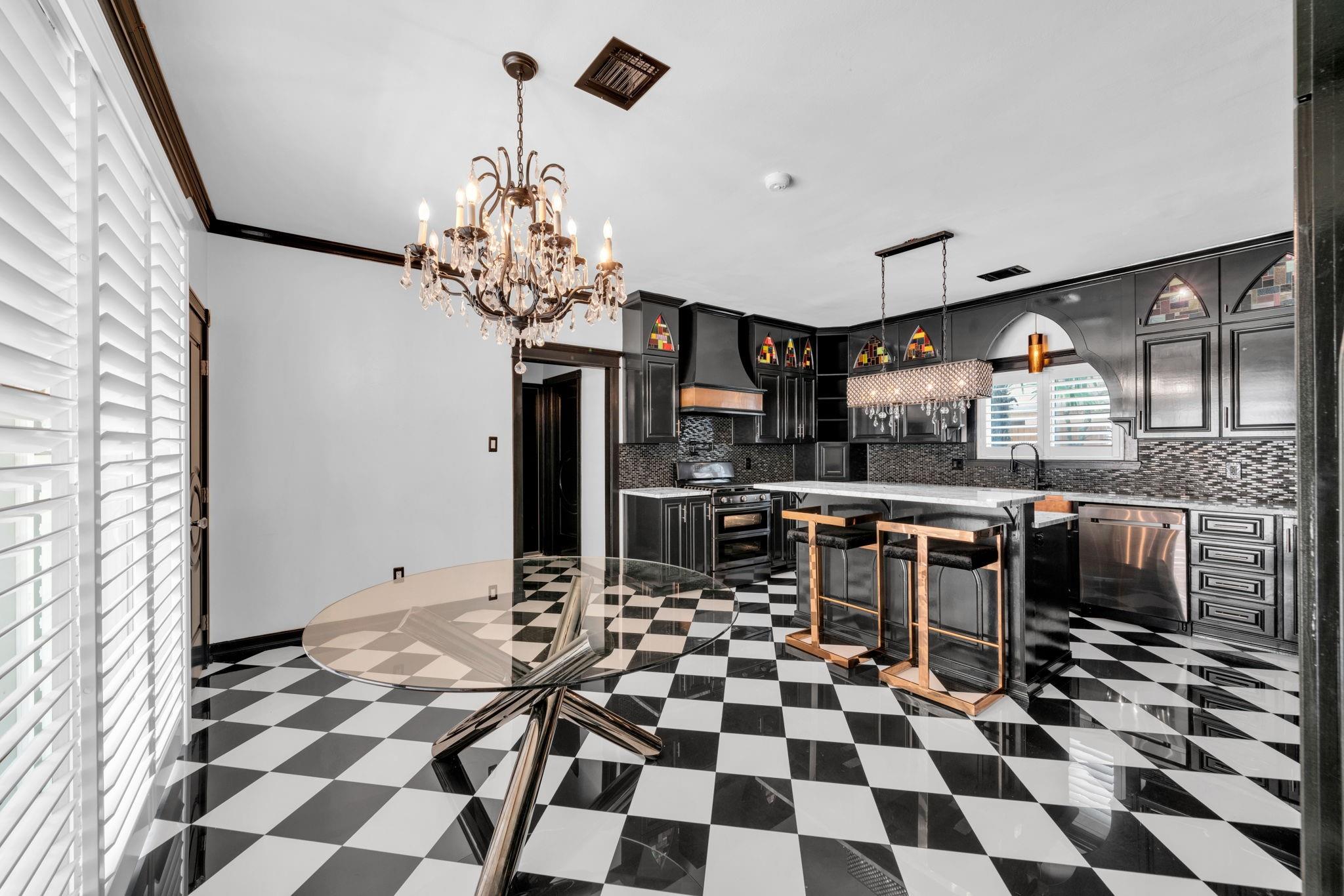 3102 Breezy Pines Court