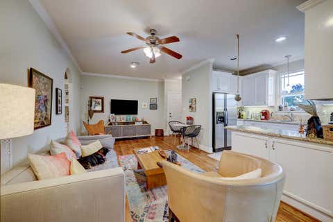 Photo of 319 W 10th Street #A, Houston, TX 77008 (MLS # 83004027)