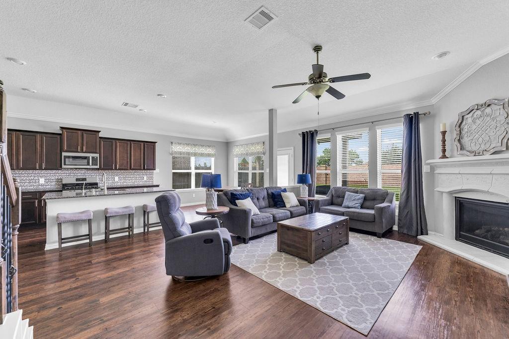 9411 Briscoe Bend Lane