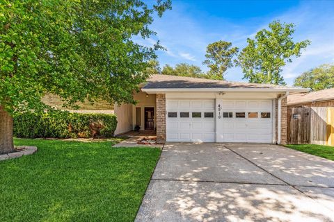 Photo of 4510 Dawn Creek Lane, Spring, TX 77388 (MLS # 98566696)