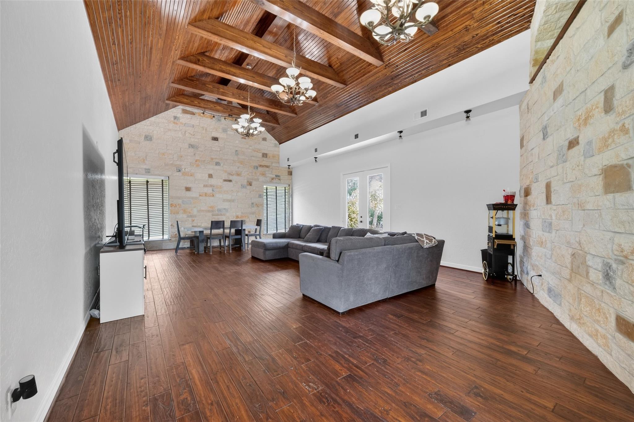 1826 Snow Goose Lane
