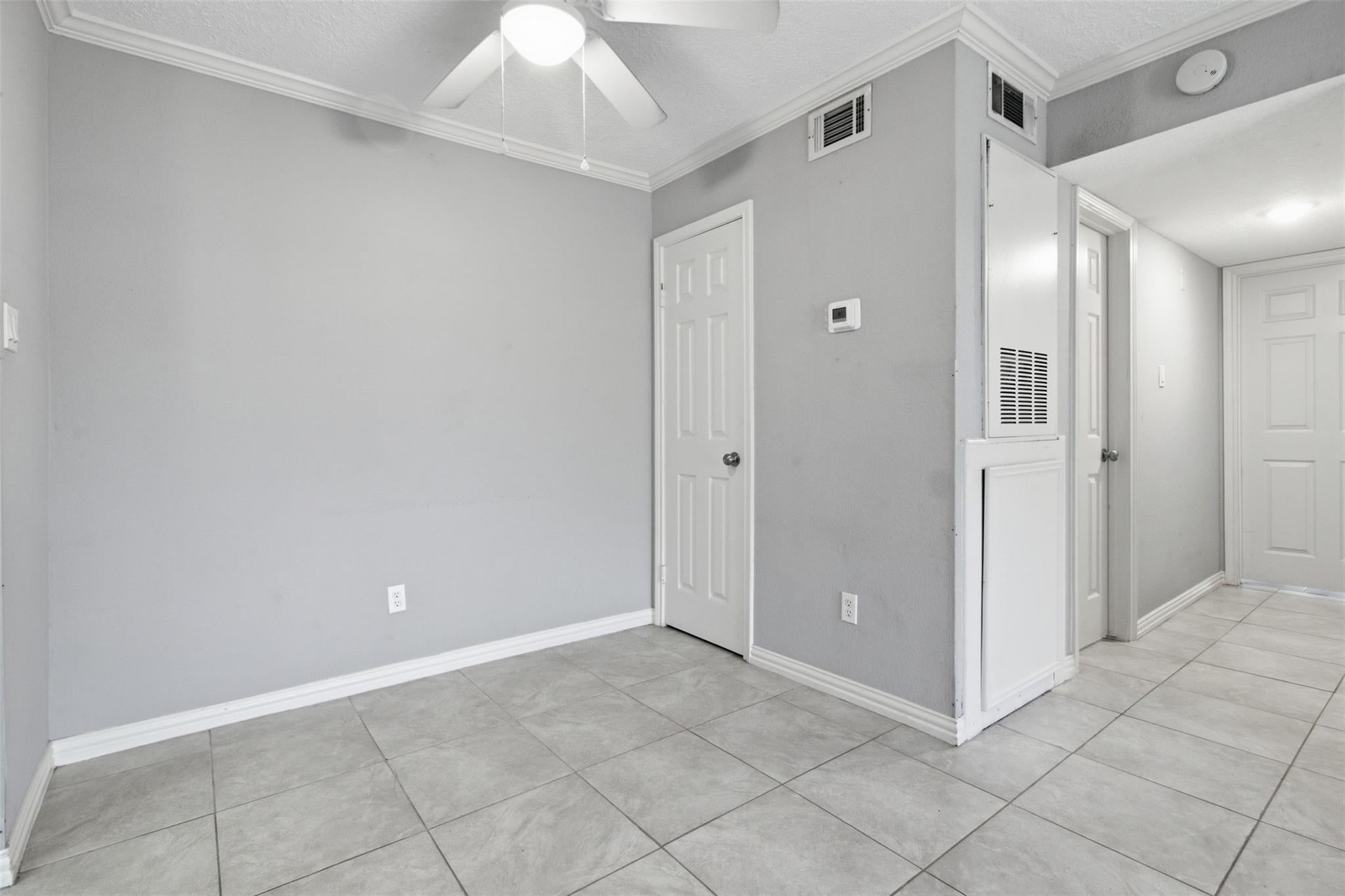 7600 Emmett F Lowry Expressway 315