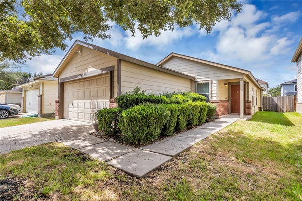 12019 BACH ORCHARD TRL, HOUSTON, TX 77038 - Image 3e9bde017c67bafdf6e5aaecfa12a618/943051963