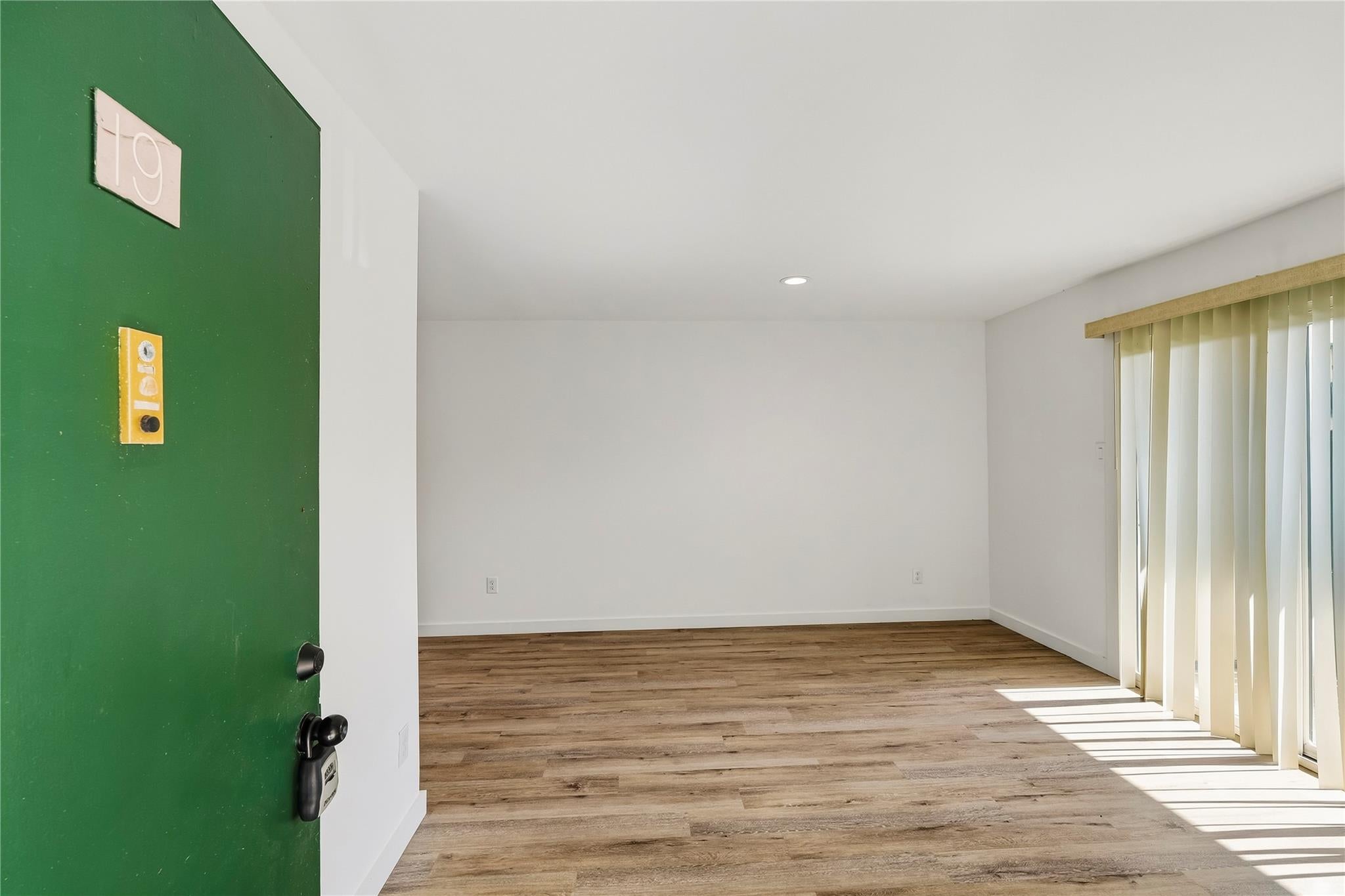 1516 Bay Area Boulevard P19