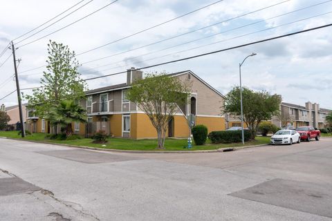 Photo of 12658 Ashford Meadow Drive #2, Houston, TX 77082 (MLS # 24722763)