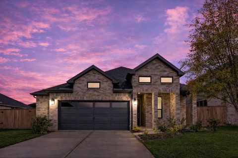 Photo of 25314 Rothesay Lane, Katy, TX 77493 (MLS # 2533256)