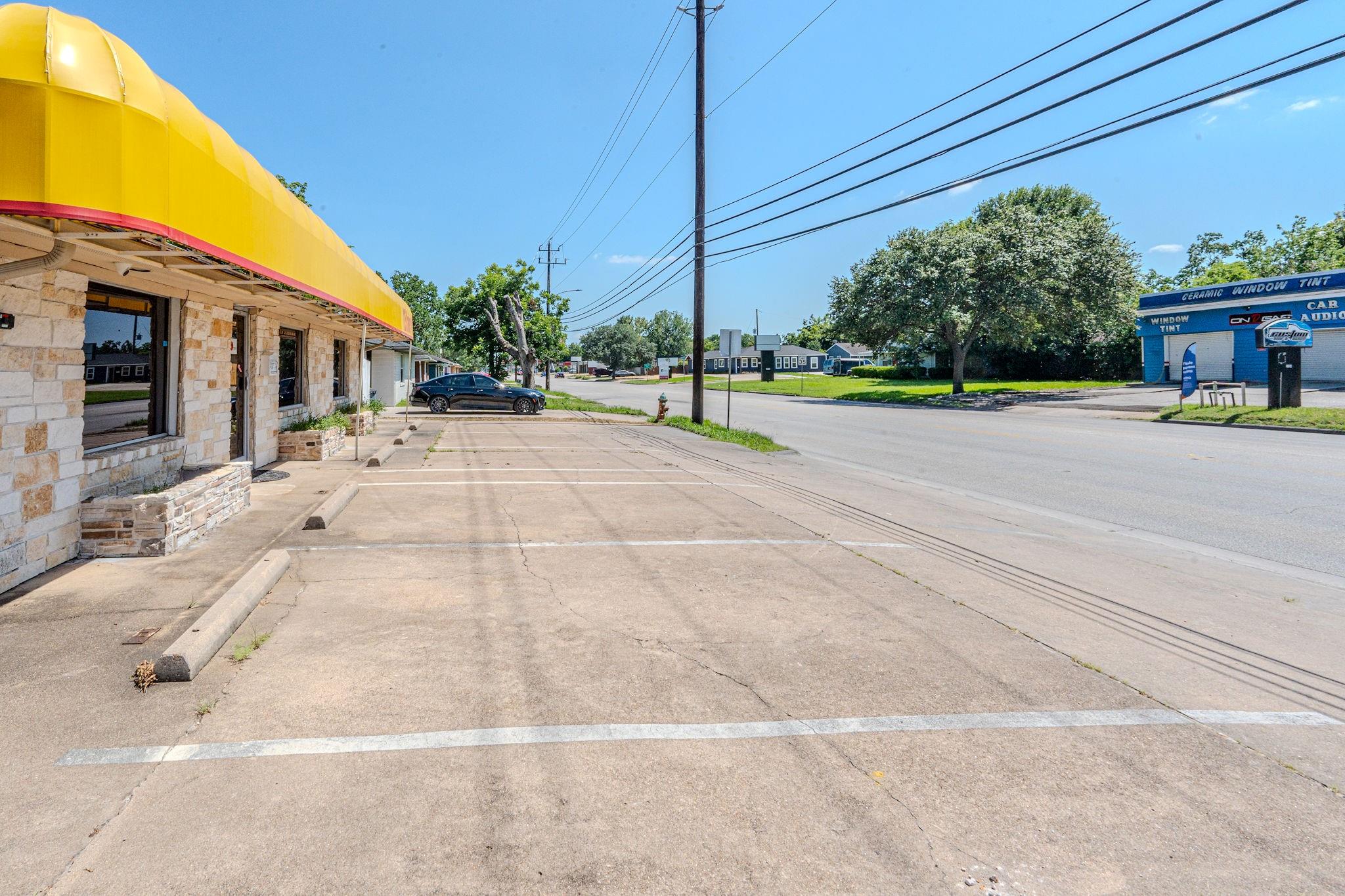 2125 Strawberry Road