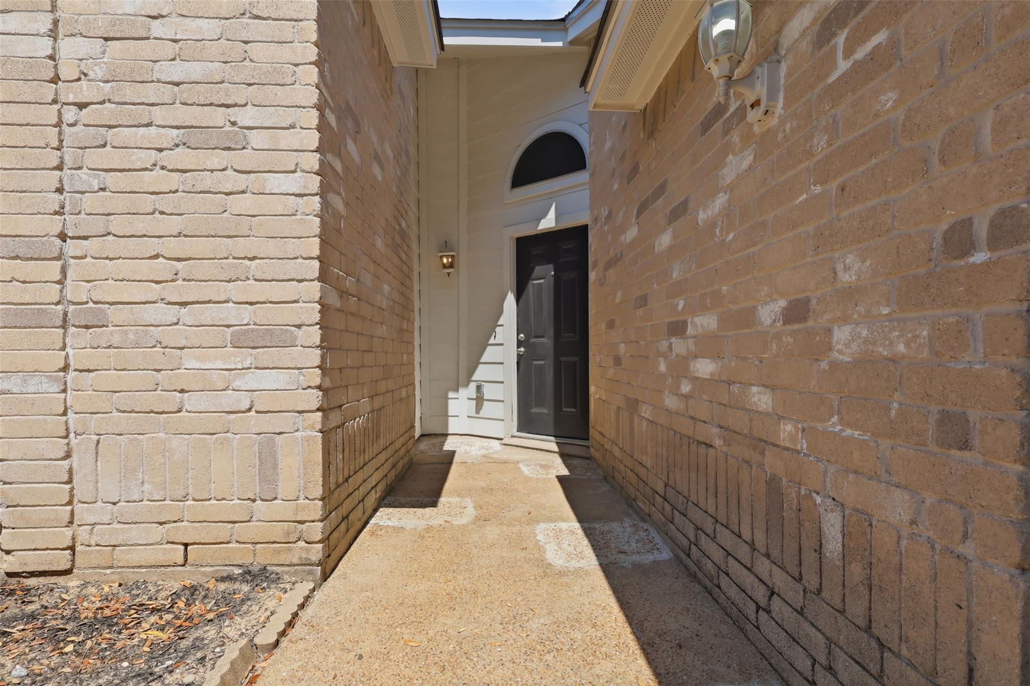 2323 Piddler Drive