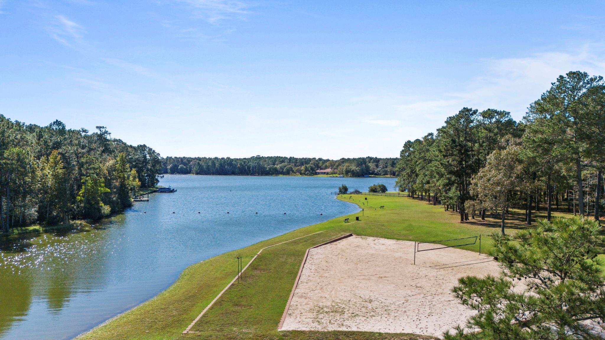 20302 Country Lake Drive