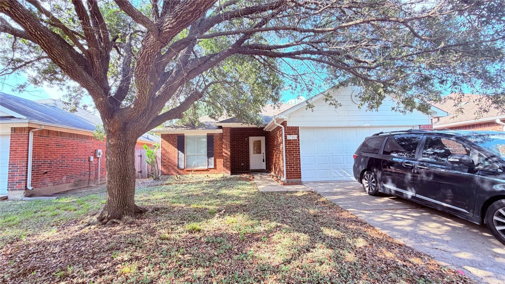 Photo of 17314 Glenmorris Drive, Houston, TX 77084 (MLS # 96473267)