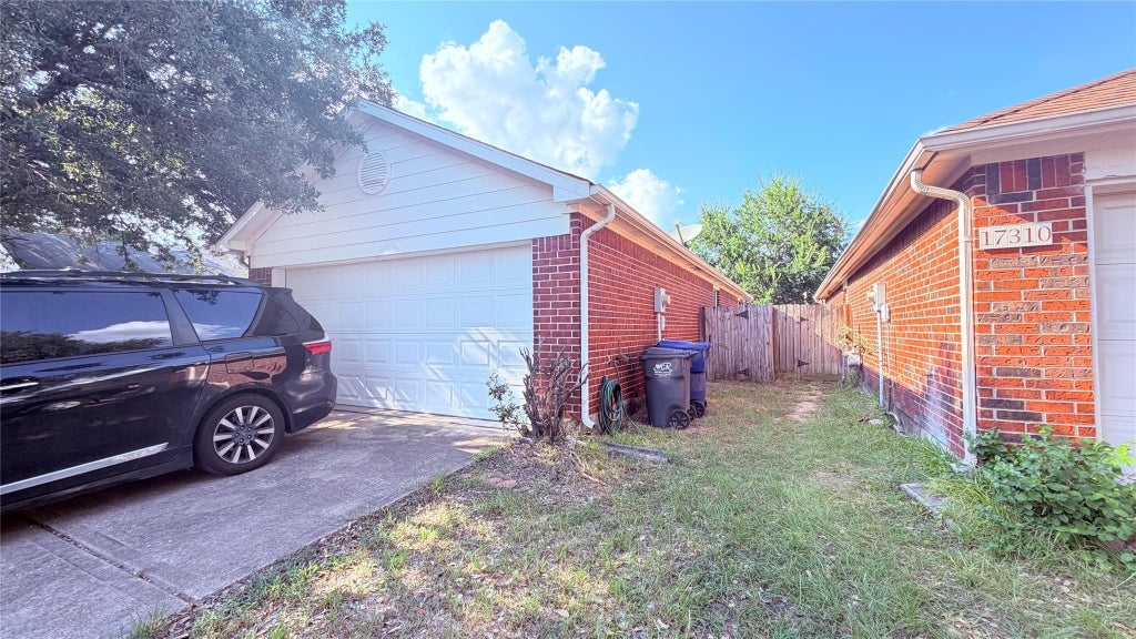 Photo of 17314 Glenmorris Drive, Houston, TX 77084 (MLS # 96473267)