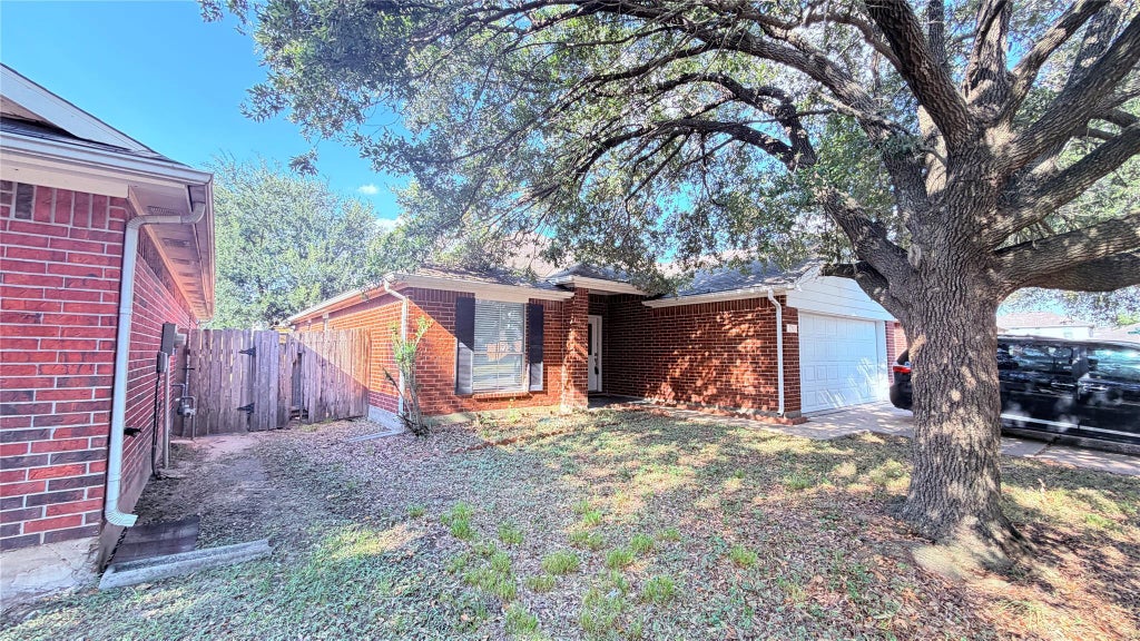 Photo of 17314 Glenmorris Drive, Houston, TX 77084 (MLS # 96473267)