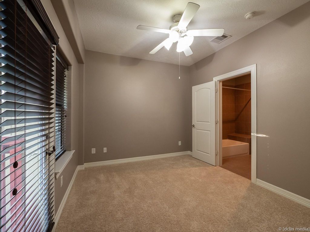 Photo of 4118 Bonner View Lane, Houston, TX 77007 (MLS # 16210555)