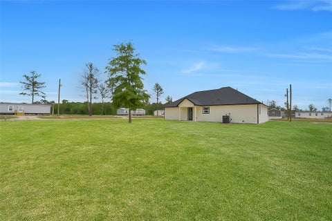 Tiny photo for 11702 Kelvin Court, Conroe, TX 77306 (MLS # 97246640)