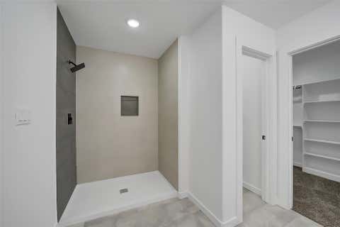 Tiny photo for 11702 Kelvin Court, Conroe, TX 77306 (MLS # 97246640)