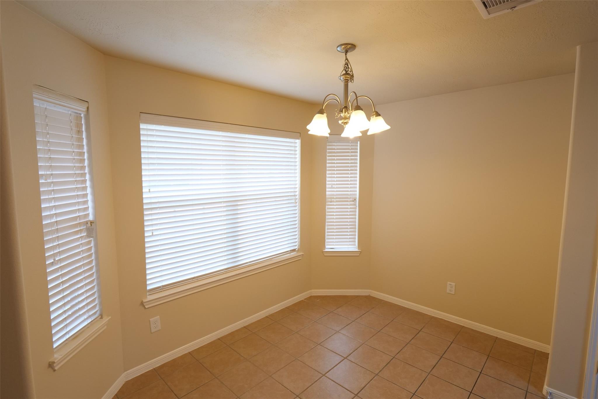 19127 Canaras Court