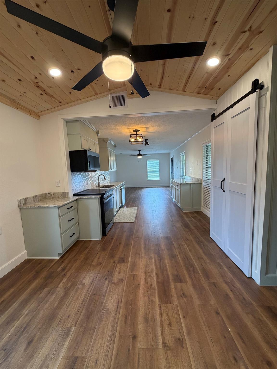 52 Periwinkle Court