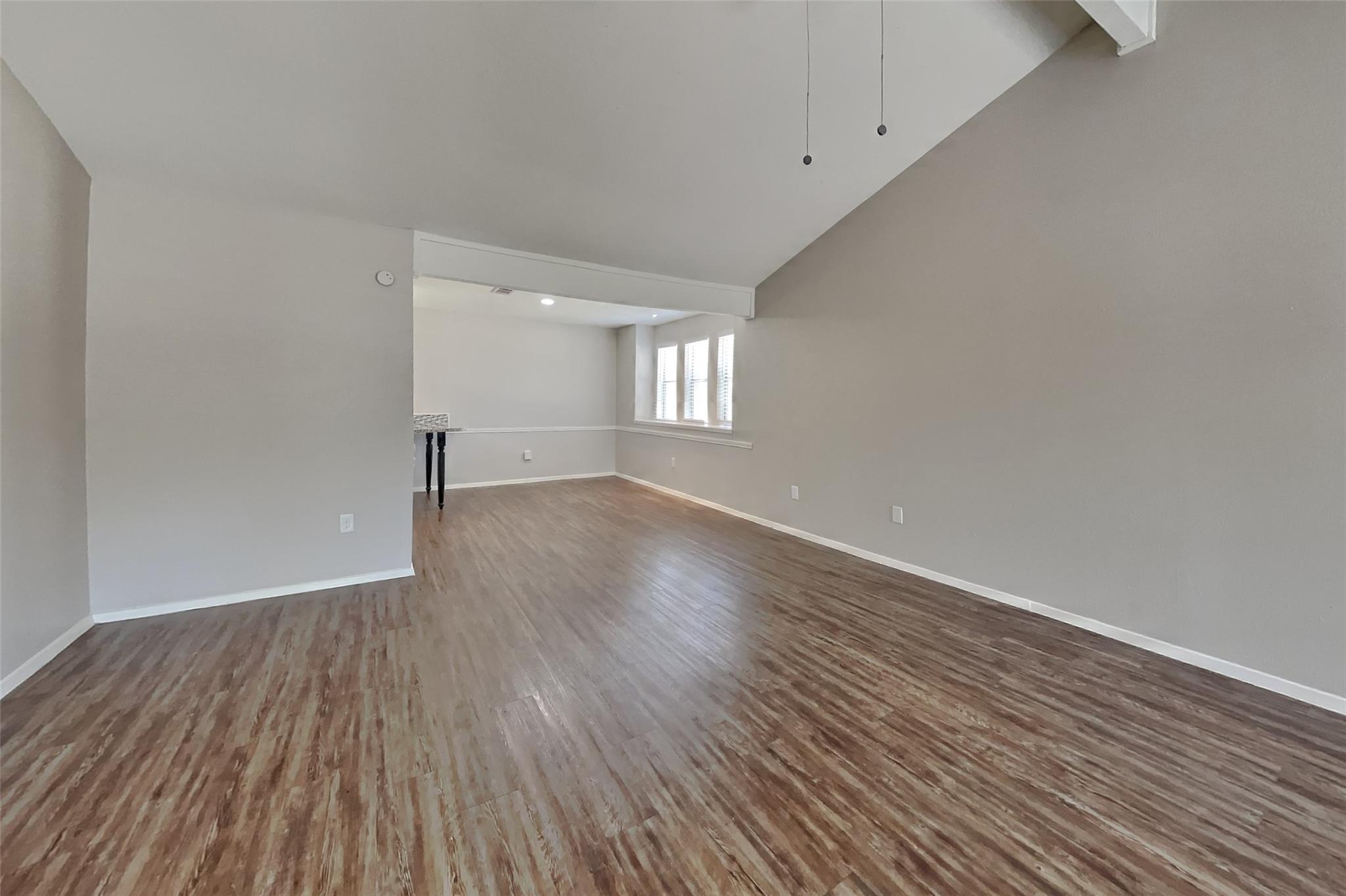 22702 Market Square Lane