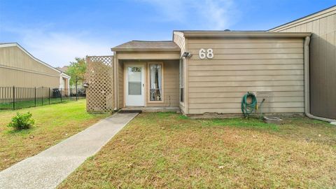 Photo of 68 Westwood Drive W, Trinity, TX 75862 (MLS # 7370121)