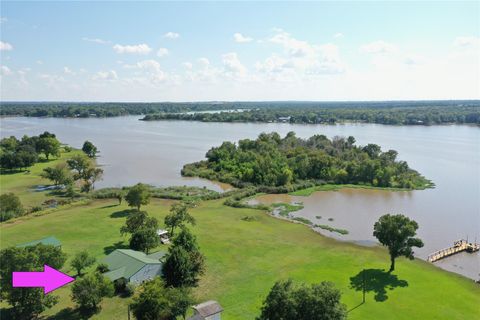 151 Lcr Cedar C3 Mexia TX 76667