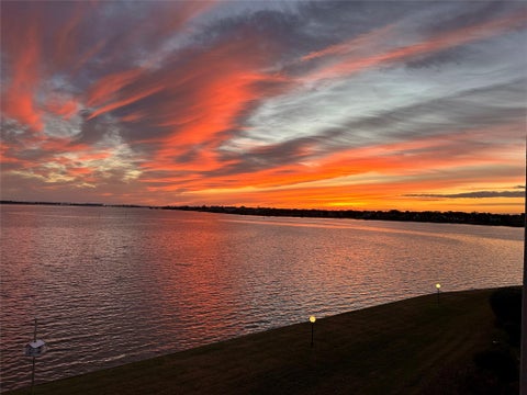Photo of 351 Lakeside Lane #201, Nassau Bay, TX 77058 (MLS # 96796247)