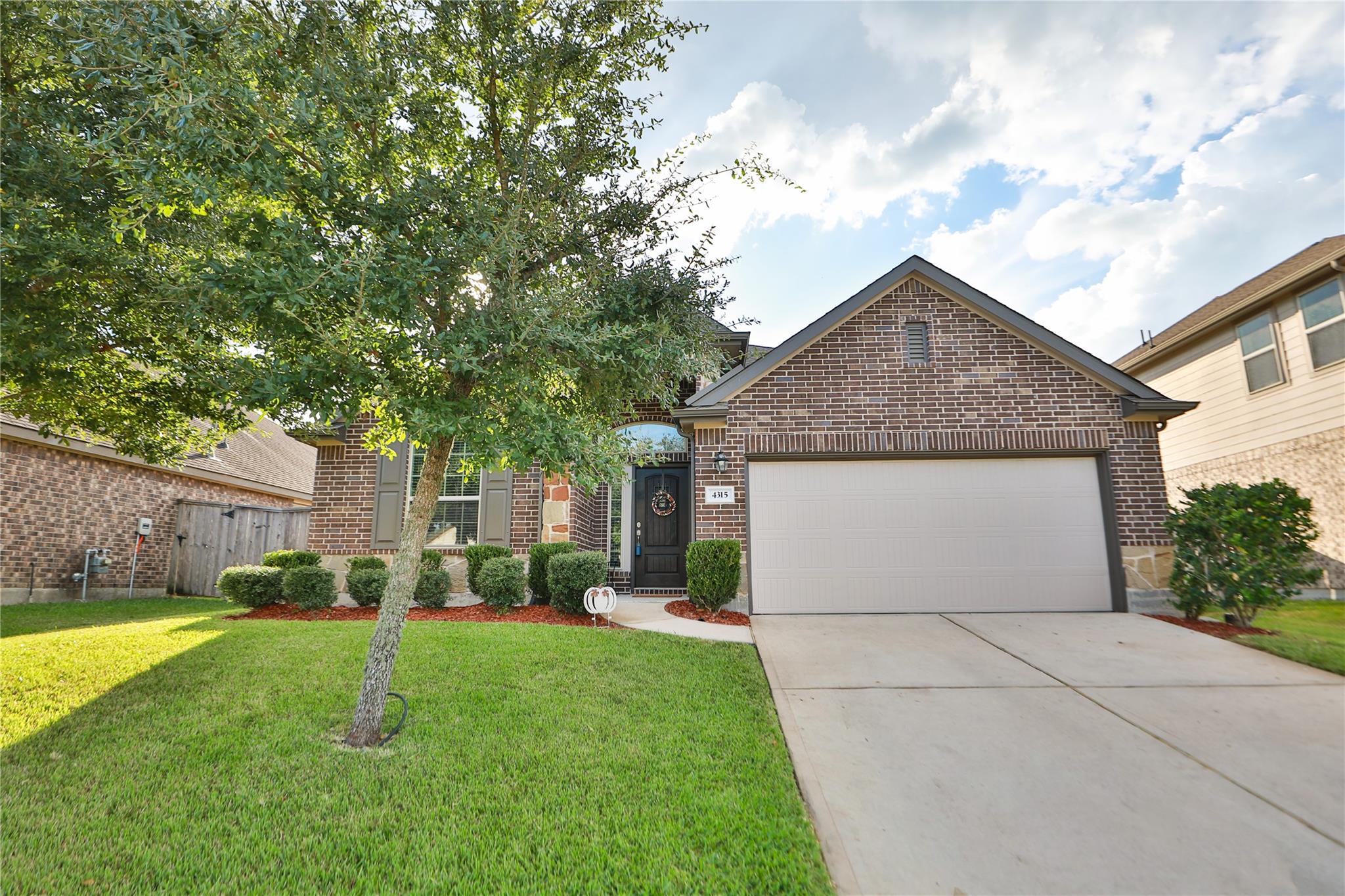 4315 Kingston Lake Court