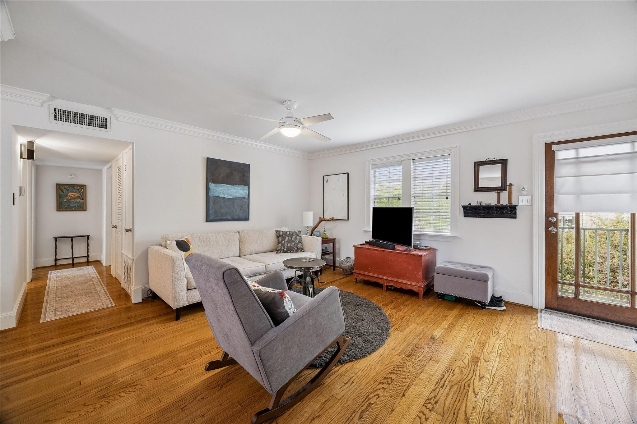 1603 Heights Boulevard 14