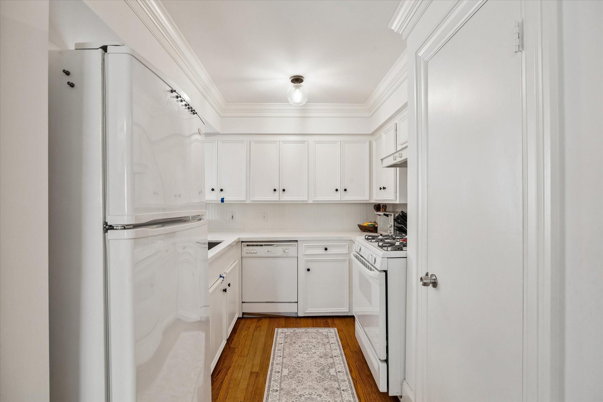 1603 Heights Boulevard 14