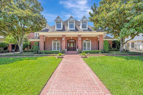 Photo of 2203 Pineloch Drive, Houston, TX 77062 (MLS # 52623206)