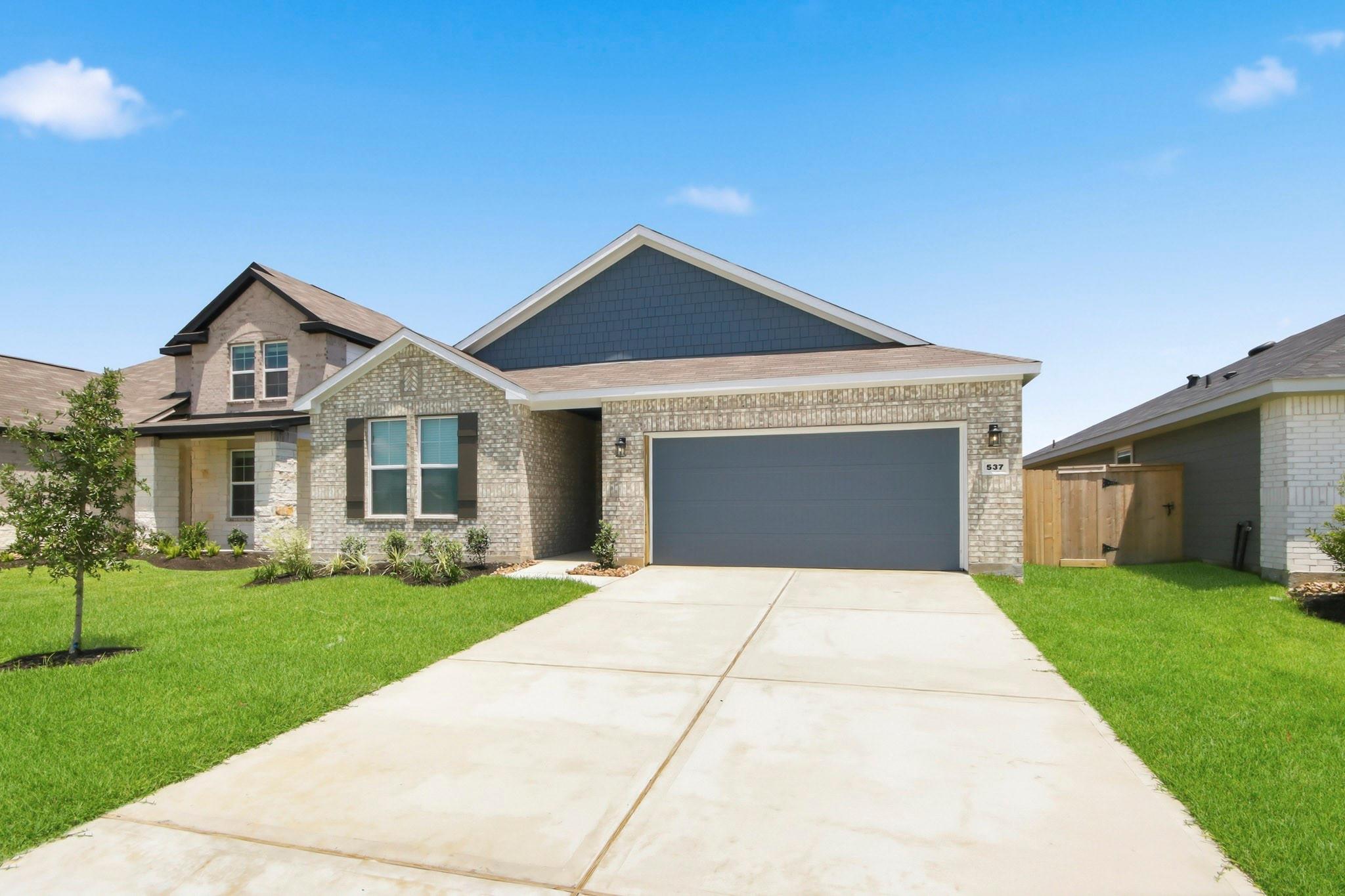537 Wax Myrtle Way
