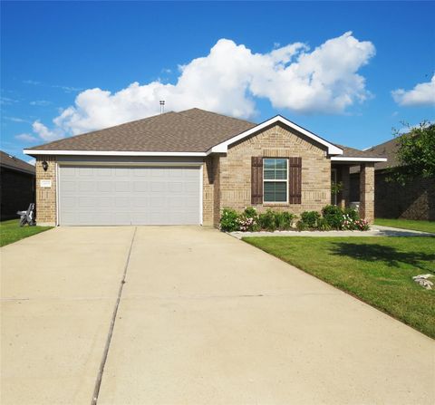 Photo of 2419 Divot Lane Lane, Navasota, TX 77868 (MLS # 42030901)