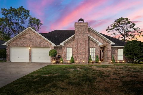 Photo of 3302 La Reforma Boulevard, Baytown, TX 77521 (MLS # 79224934)