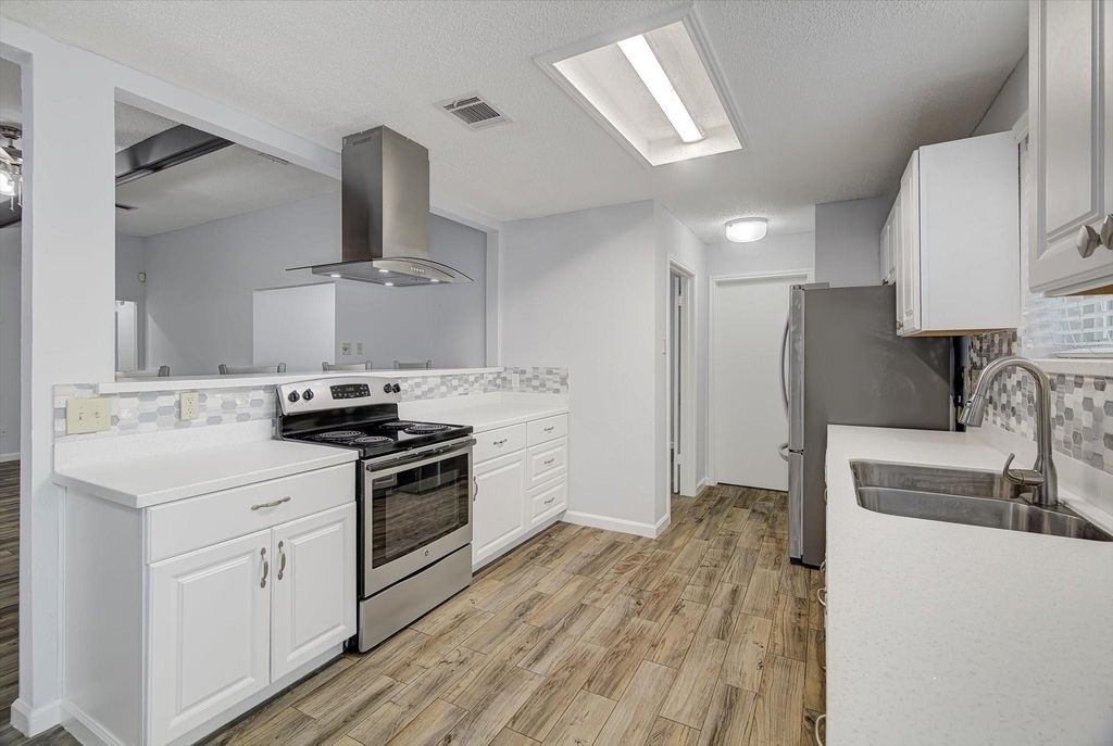 Photo of 17306 Huntersglen Circle, Humble, TX 77396 (MLS # 43432883)