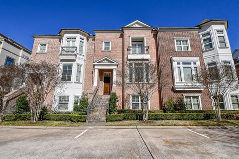 Photo of 1320 Lake Pointe Parkway, Sugar Land, TX 77478 (MLS # 77103189)