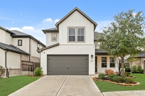 Photo of 4115 Chloe Ridge Lane, Fulshear, TX 77441 (MLS # 12749344)