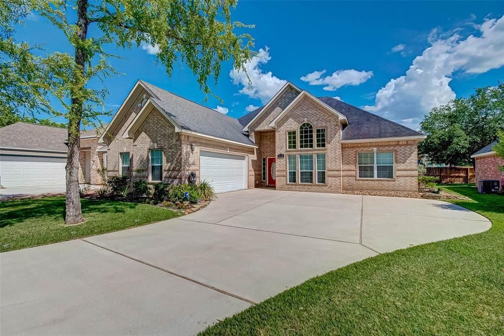 Photo of 110 Monterrey Road W, Montgomery, TX 77356 (MLS # 27009535)