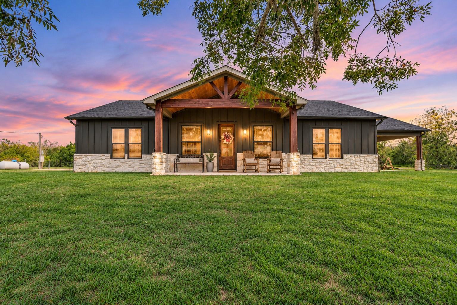 3295 Fm 524 Road