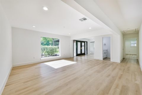 Tiny photo for 18610 Martinique Drive, Houston, TX 77058 (MLS # 58650787)