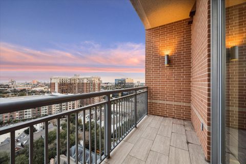 Tiny photo for 2207 Bancroft Street #1606, Houston, TX 77027 (MLS # 51843870)