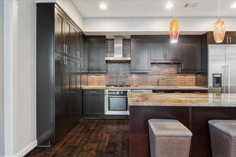 Tiny photo for 2207 Bancroft Street #1606, Houston, TX 77027 (MLS # 51843870)