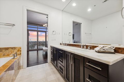 Tiny photo for 2207 Bancroft Street #1606, Houston, TX 77027 (MLS # 51843870)