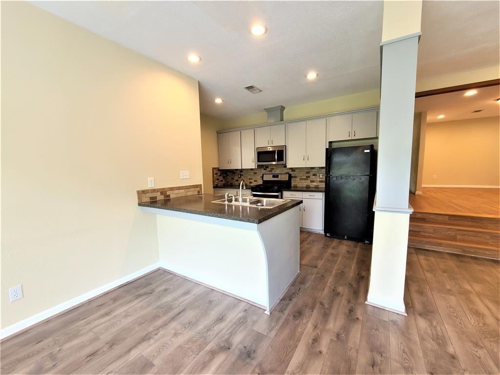 503 Riveredge Drive