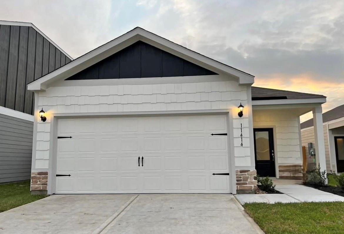 11414 Prairie Walk Drive