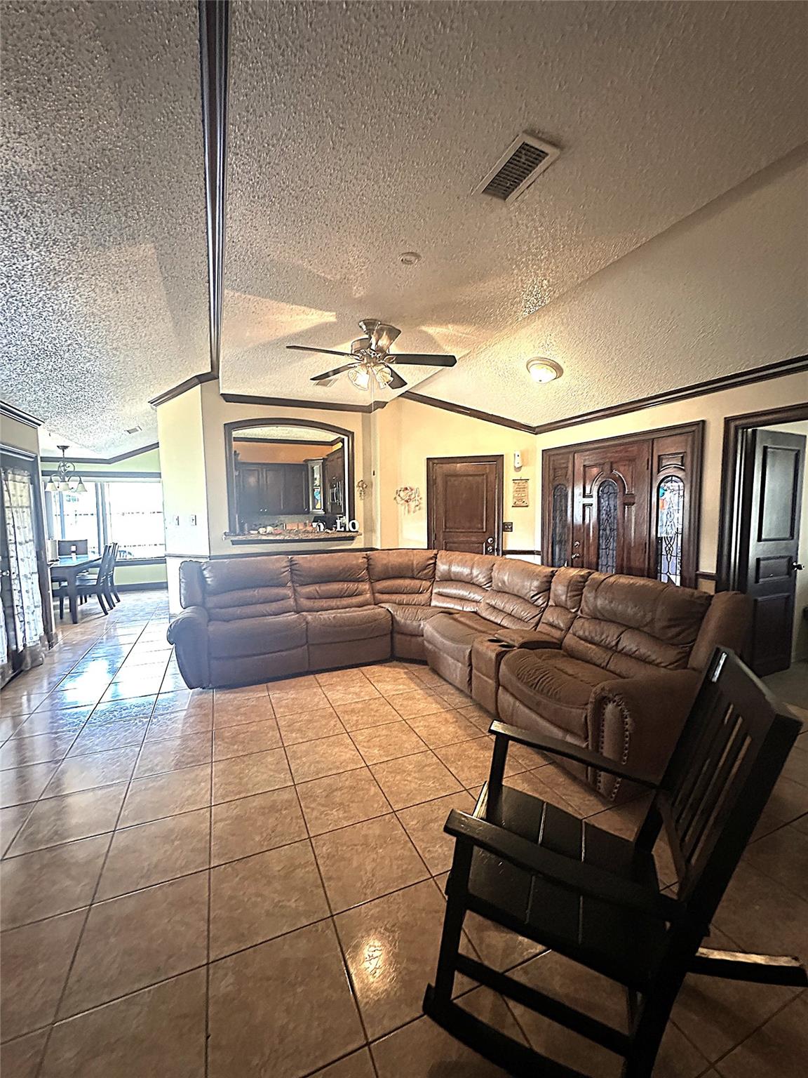 7238 Londres Drive